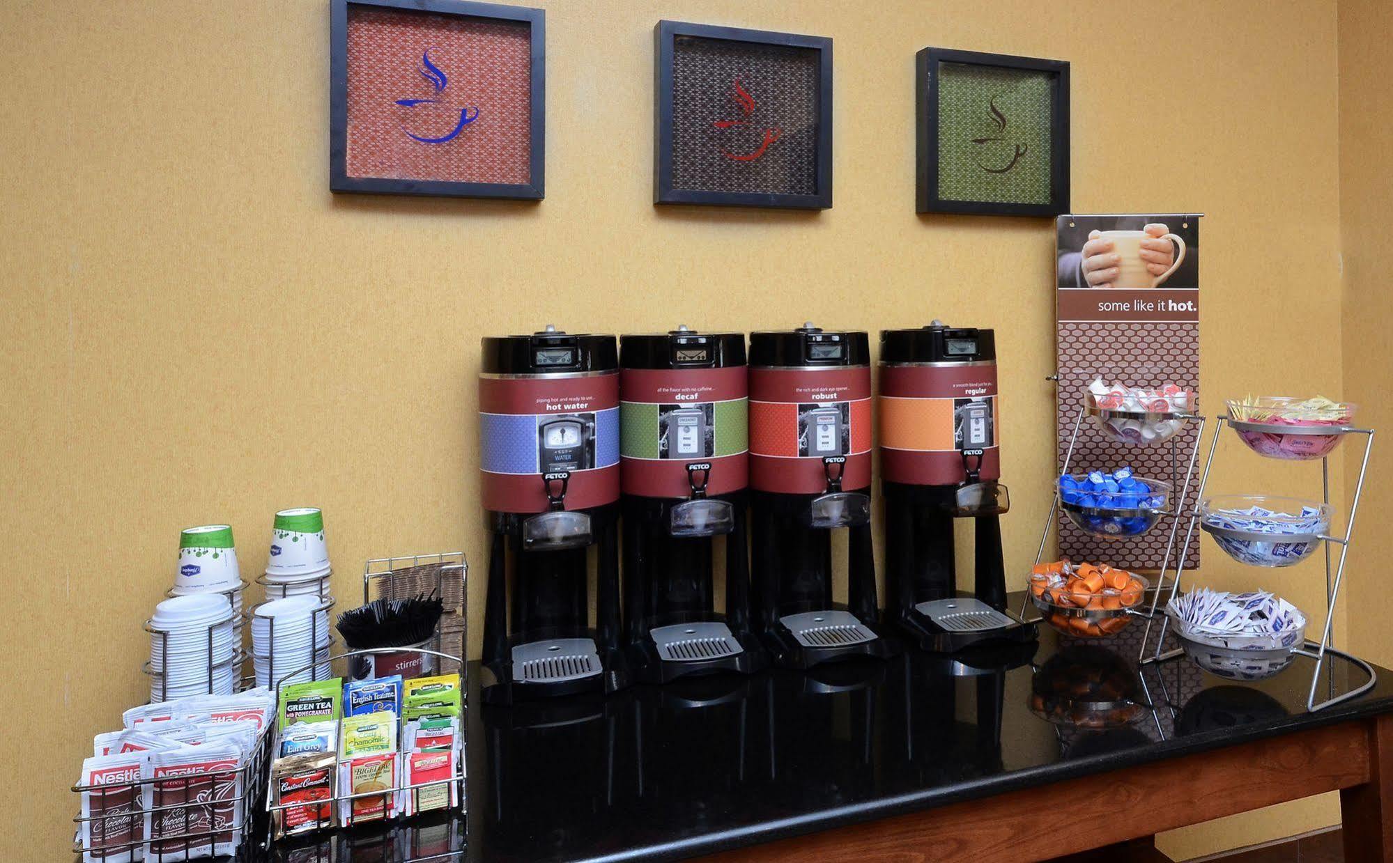Hampton Inn Fayetteville Fort Bragg Dış mekan fotoğraf